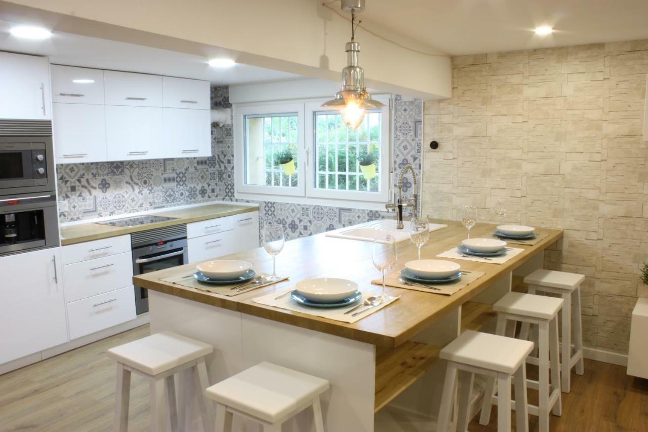 Apartamento Home Santo سانتياغو دي كومبوستيلا المظهر الخارجي الصورة