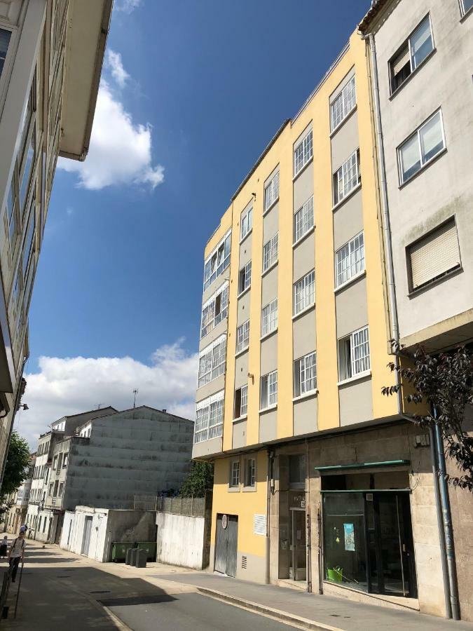 Apartamento Home Santo سانتياغو دي كومبوستيلا المظهر الخارجي الصورة